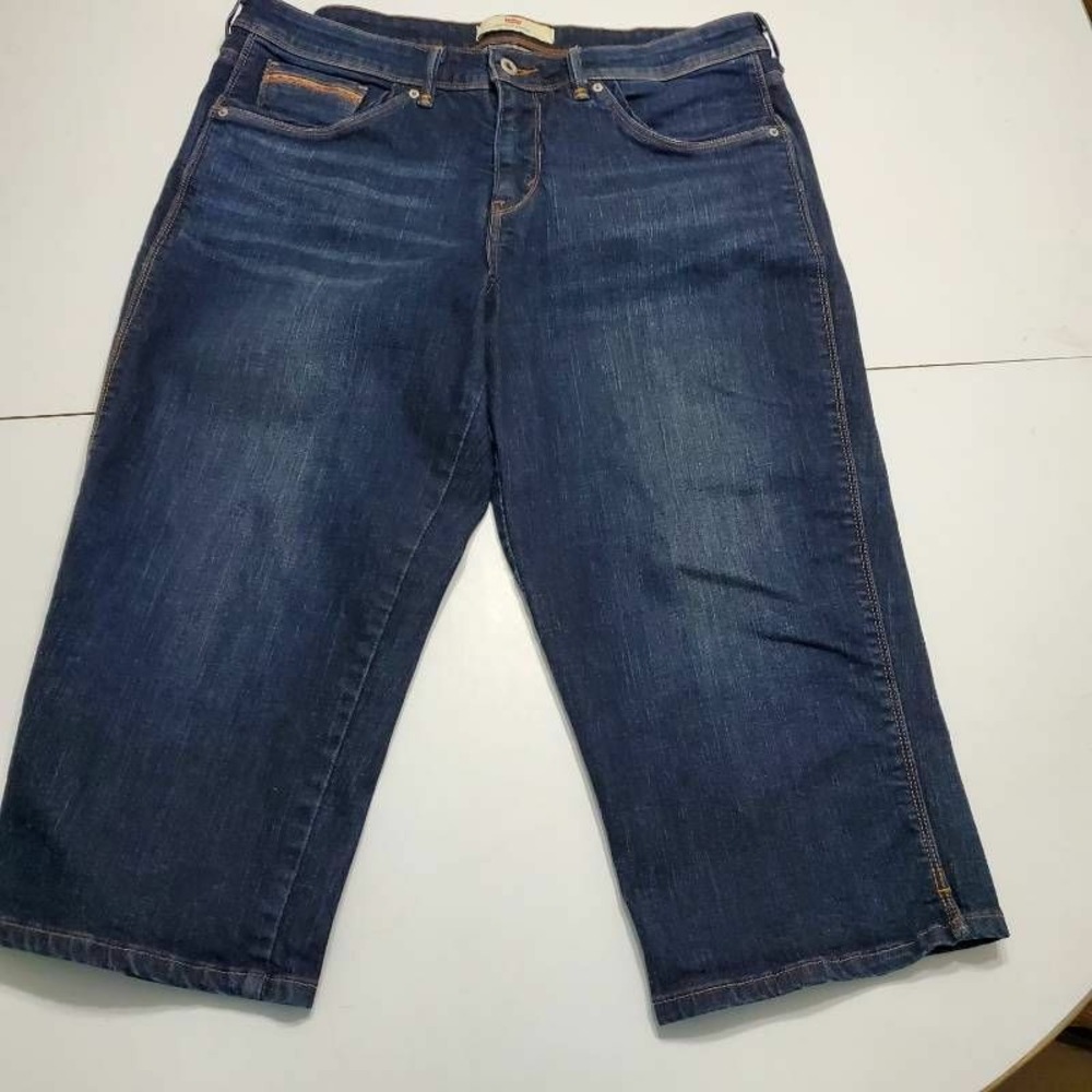 Levi's Capri Jean Blue Whiskered Stretch Denim Womens 18